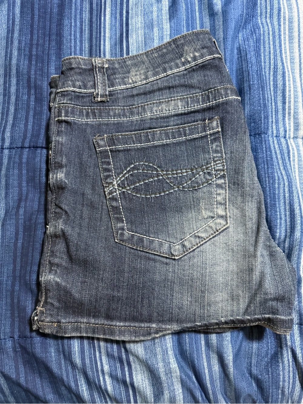 Cowgirl Tuff Women's Blue Denim Jean Shorts